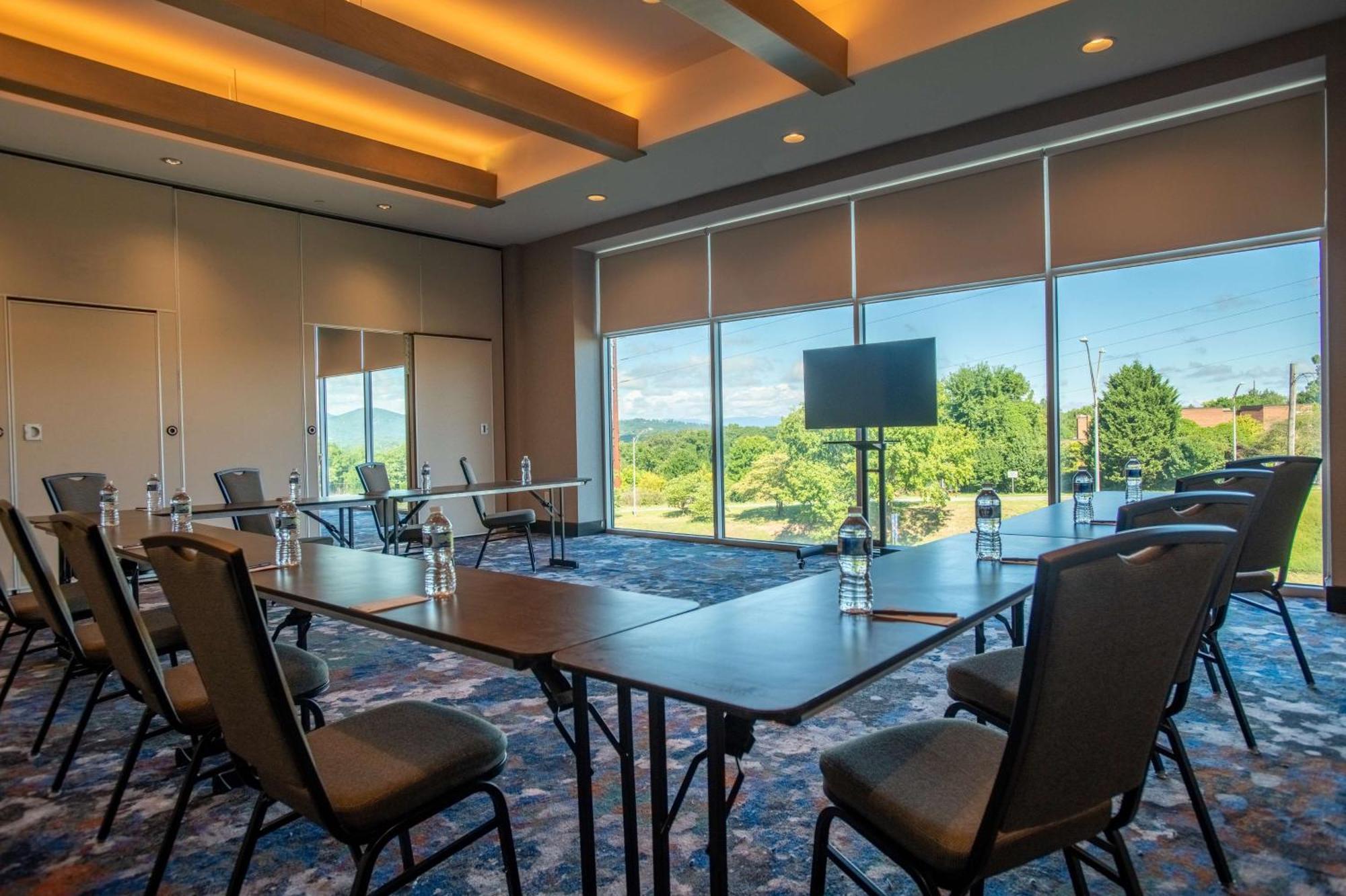 Doubletree By Hilton Asheville Downtown Zewnętrze zdjęcie